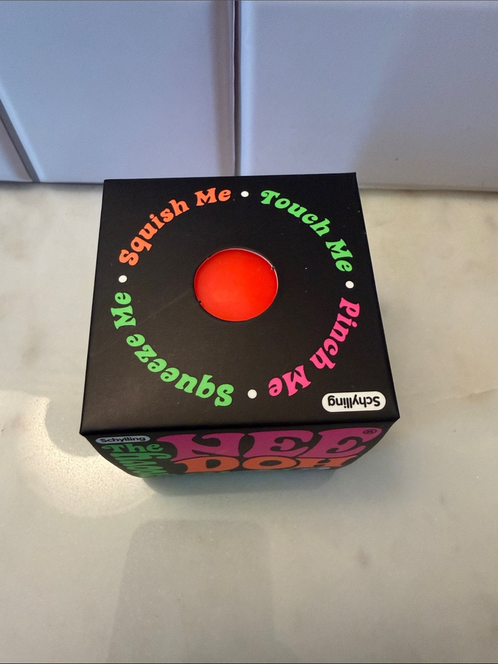 NeeDoh The Groovy Glob-Red